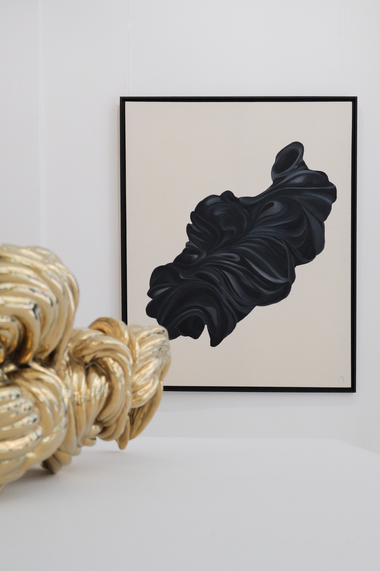 Accrochage de l'exposition "En Mouvement" d'Ophelia Jacarini, H.D Galerie, 45 Rue Vivienne, Paris 2, Mai 2026 Accrochage de l'exposition "En Mouvement" d'Ophelia Jacarini, H.D Galerie, 45 Rue Vivienne, Paris 2, Mai 2026