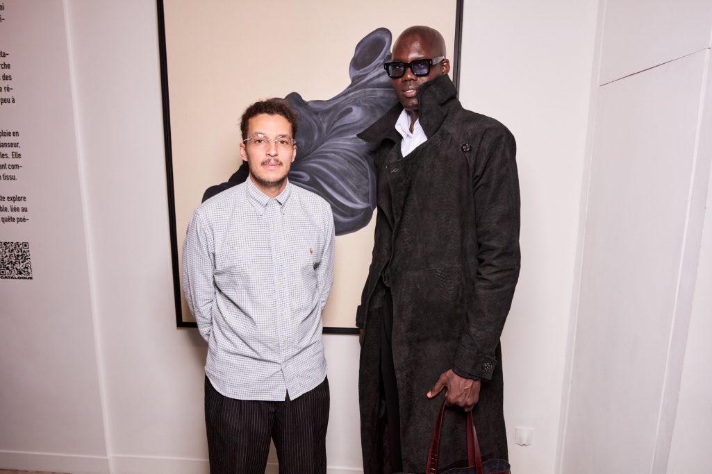 Hamza Djelassi et Barada Ndiaye — Vernissage En mouvement Hamza Djelassi et Barada Ndiaye lors du vernissage de l’exposition En mouvement chez H.D Galerie à Paris