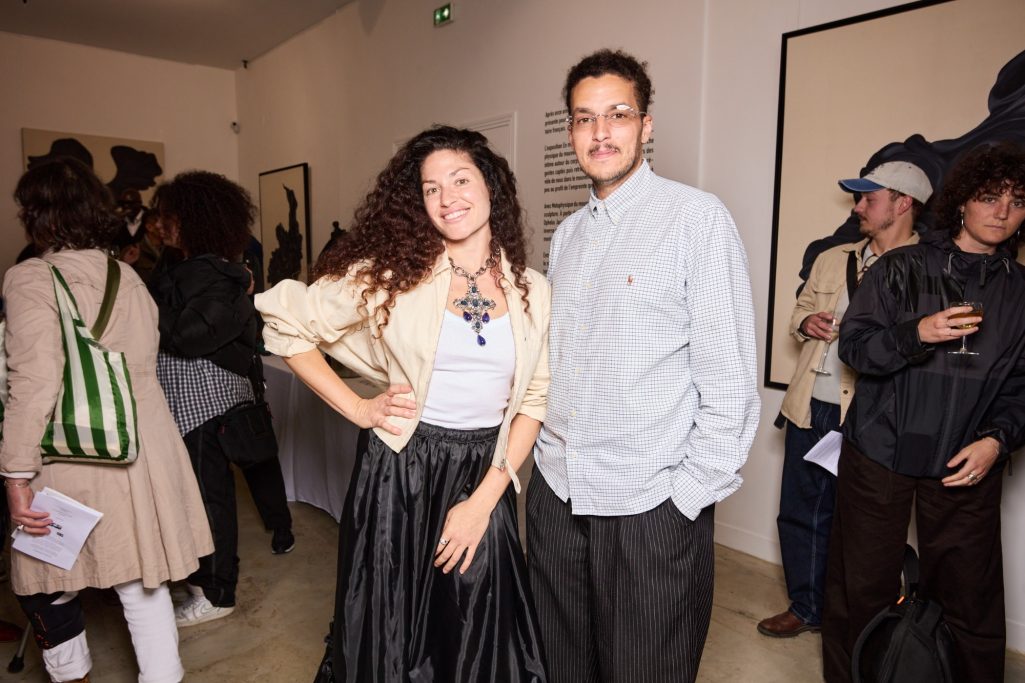 Hamza Djelassi et Ophelia Jacarini — En mouvement Ophelia Jacarini et Hamza Djelassi lors du vernissage de l’exposition En mouvement chez H.D Galerie à Paris
