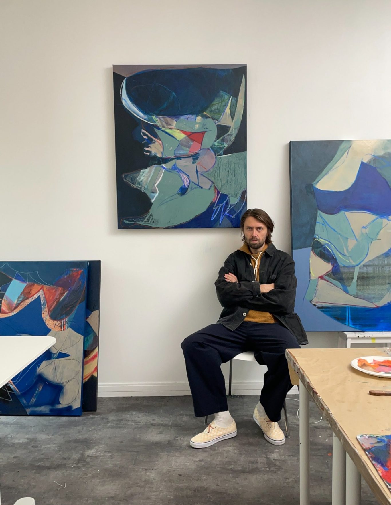 Portrait de l'artiste TANC, présenté à H.D Galerie, Expositions "Au-delà du réel", 45 Rue Vivienne, Paris 2, Juin-Juillet 2024