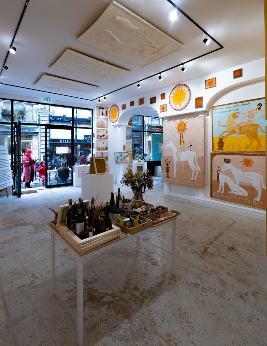 Accrochage Soleil d’hiver - Riz Riz Rizz Accrochage de l’exposition Soleil d’hiver de Riz Riz Rizz chez H.D Galerie