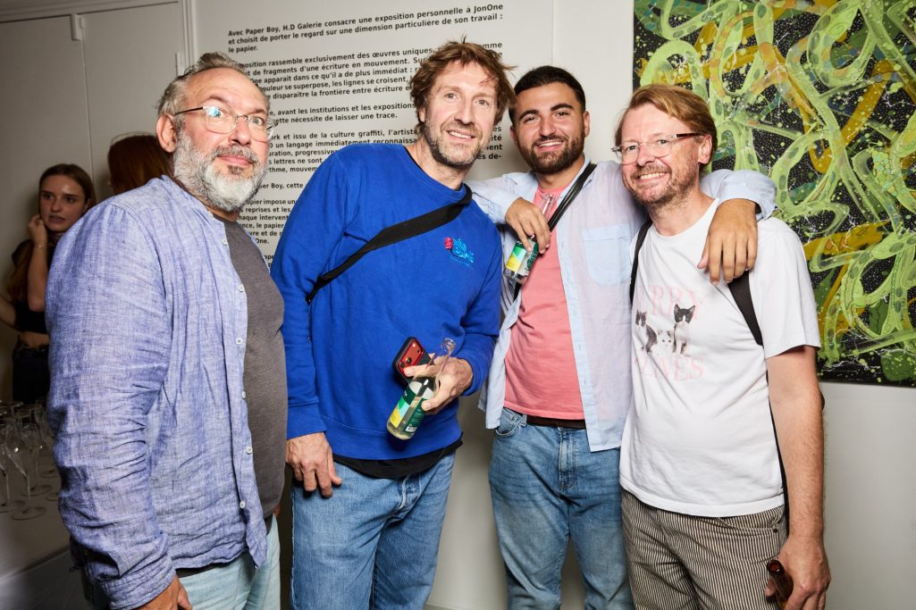 Un moment partagé — Paper Boy à H.D Galerie