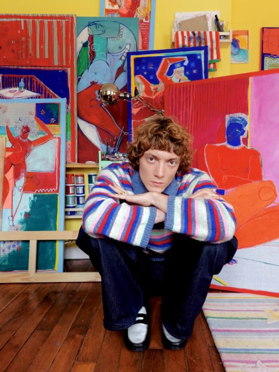 Xavier de Vilmorin Portrait de Xavier de Vilmorin dans son atelier, artiste présenté dans l’exposition Figures libres chez H.D Galerie à Paris.