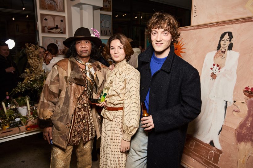 Rizz, Xavier de Vilmorin et Esther Jolivet chez H.D Galerie Rizz, Xavier de Vilmorin et Esther Jolivet lors du vernissage de l’exposition Soleil d’hiver chez H.D Galerie à Paris