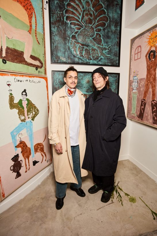 Hamza Djelassi et Norman Reedus chez H.D Galerie Hamza Djelassi et Norman Reedus lors du vernissage de l’exposition de Rizz chez H.D Galerie